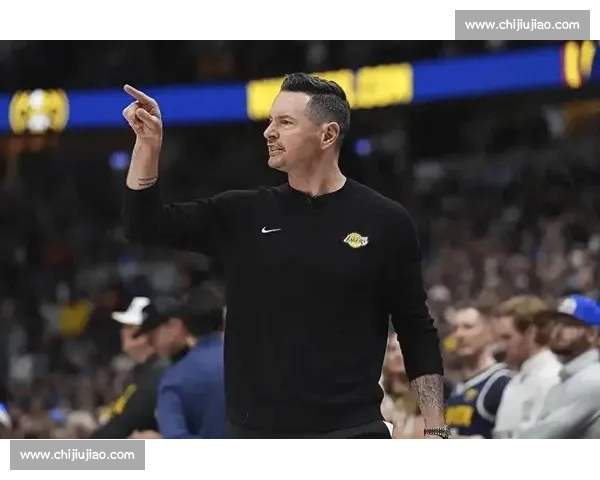 雷迪克更衣室训话：细节筑底气，拼劲赢未来