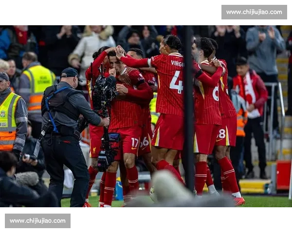 英超焦点战利物浦对决纽卡斯尔强强碰撞争冠走势引热议赛场悬念